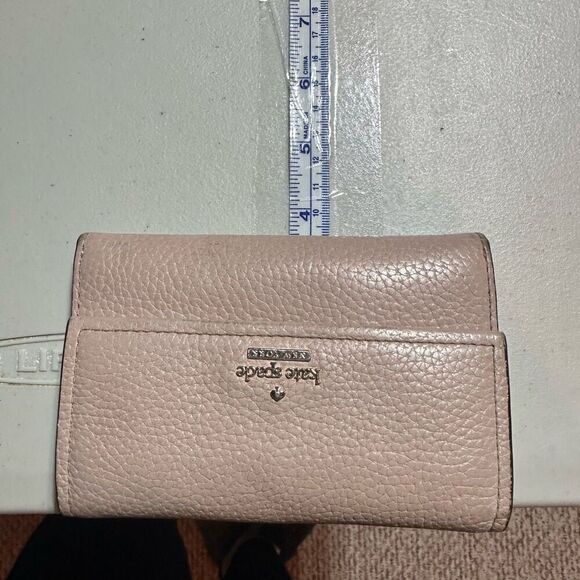 Kate Spade Blush Pink Neutral Leather Tri-Fold Wallet - Picture 12 of 13